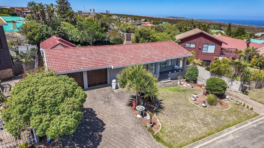 3 Bedroom Property for Sale in Dana Bay Western Cape